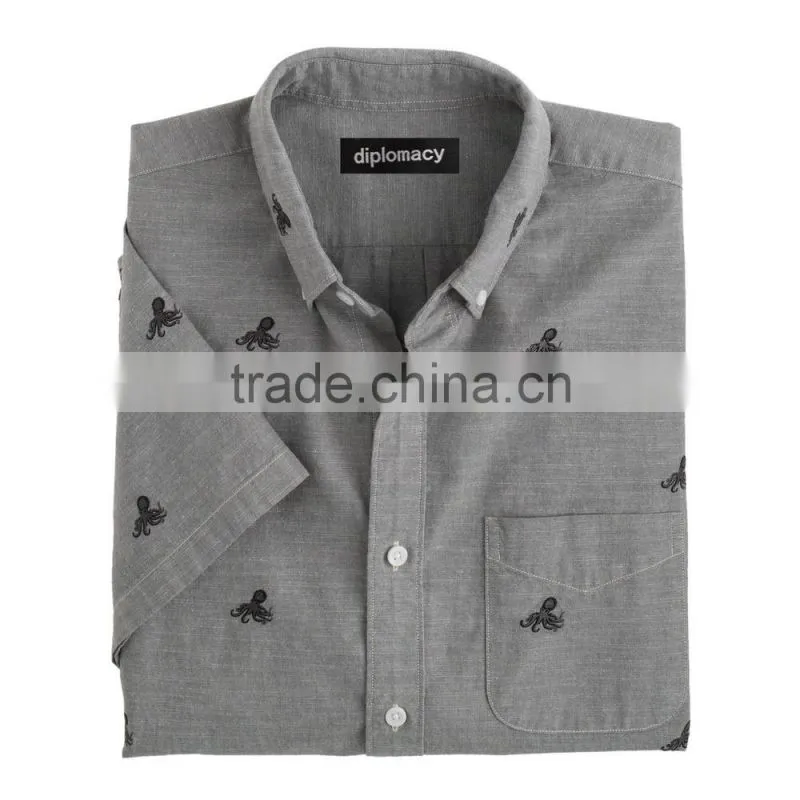 2015 new arrival short-sleeve chambray shirt with embroidered octopi button-down collar with pocket