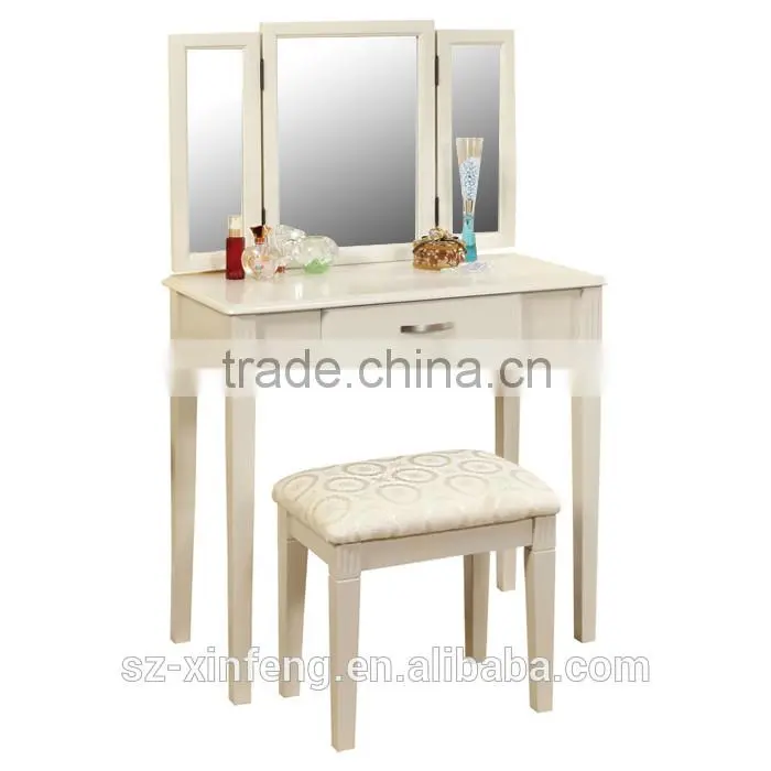 Dressing table & stool with mirror