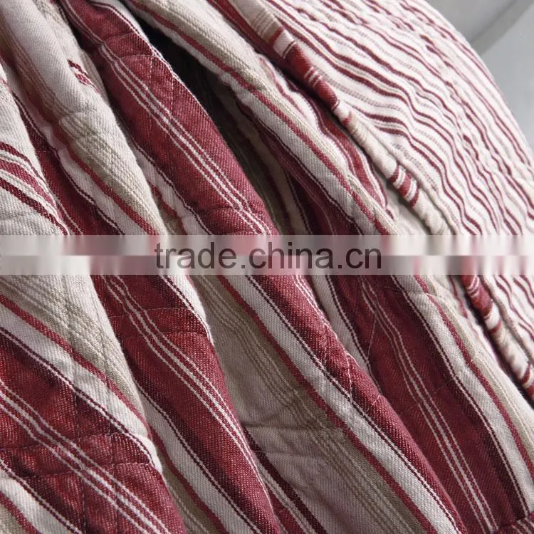 Yarn-dyed linen cotton quilt