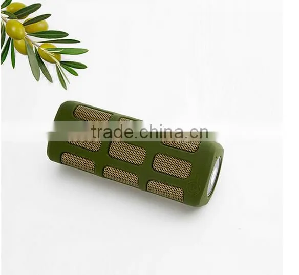 2016 Best selling 7000mAh Waterproof S400 portable bluetooth wireless speaker with powerbank best for smartphone