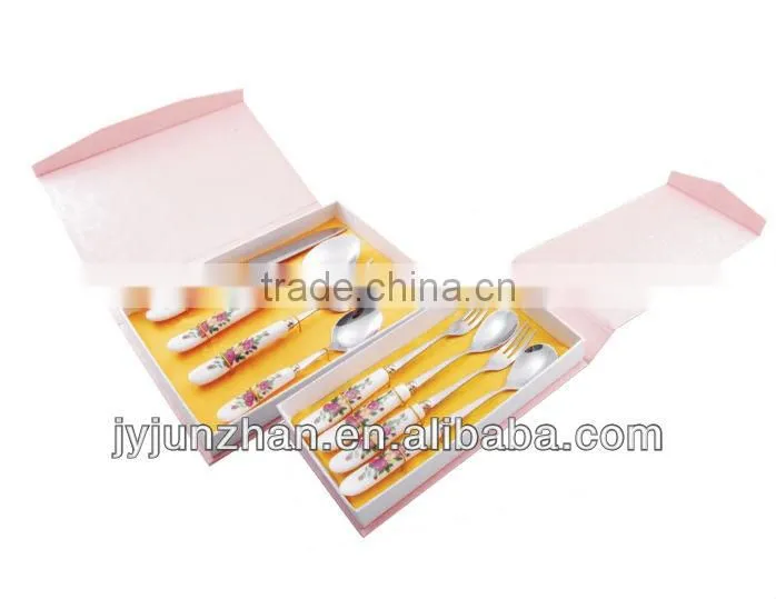 Gift cutlery sets made by Junzhan Factory and sell directly