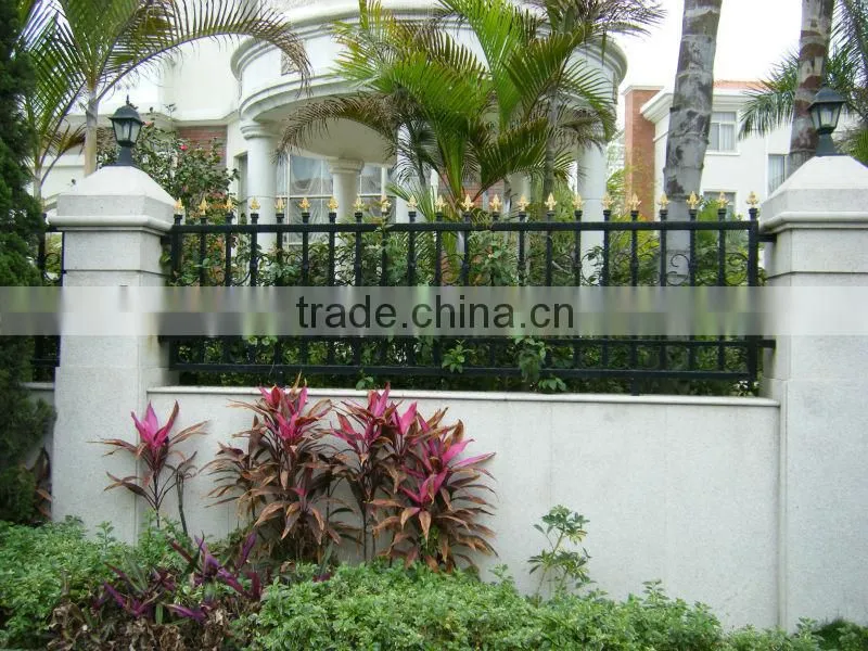 2015 galvanized hand forged iron fence design