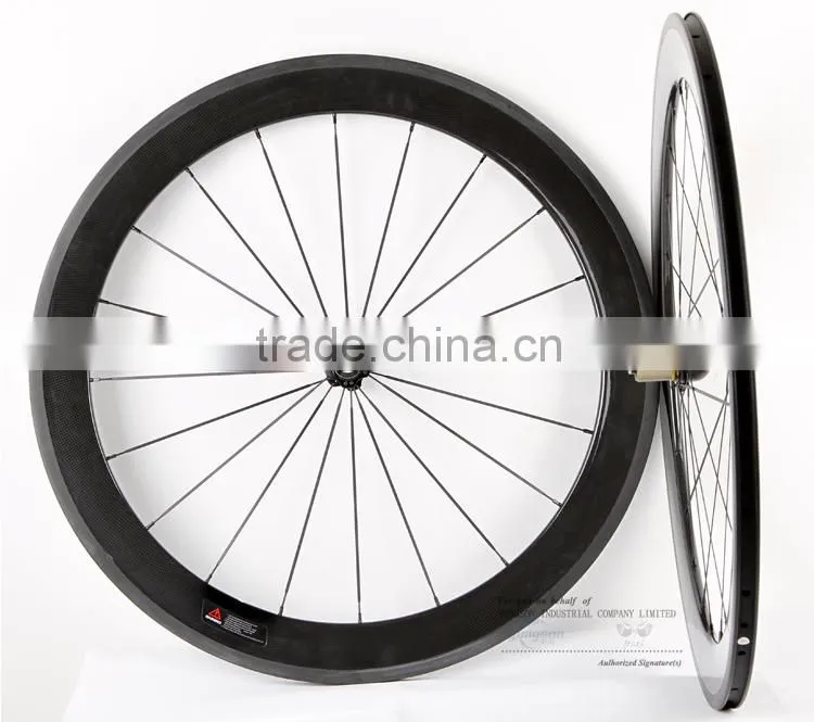 2015-2016 Lightweight bicycles carbon wheels 700C clincher Wheelset made in carbon wheelset china
