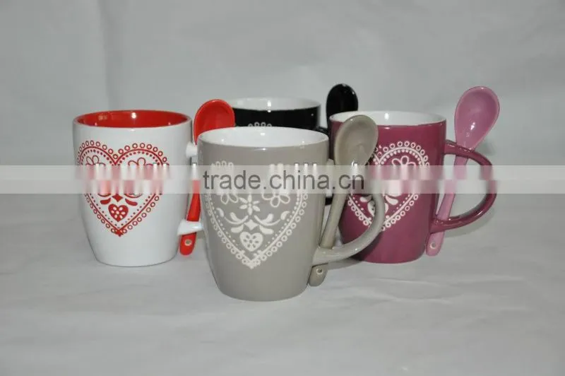 stoneware valentine cup with spoon