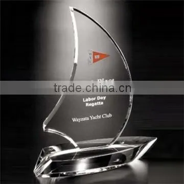 Wholesale cheap crystal sailboat shape trophy/glass awards