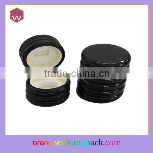Fashionable Custom Egg-Shaped Fabric Perfume Packaging Box With Silk Ribbon Wholesale