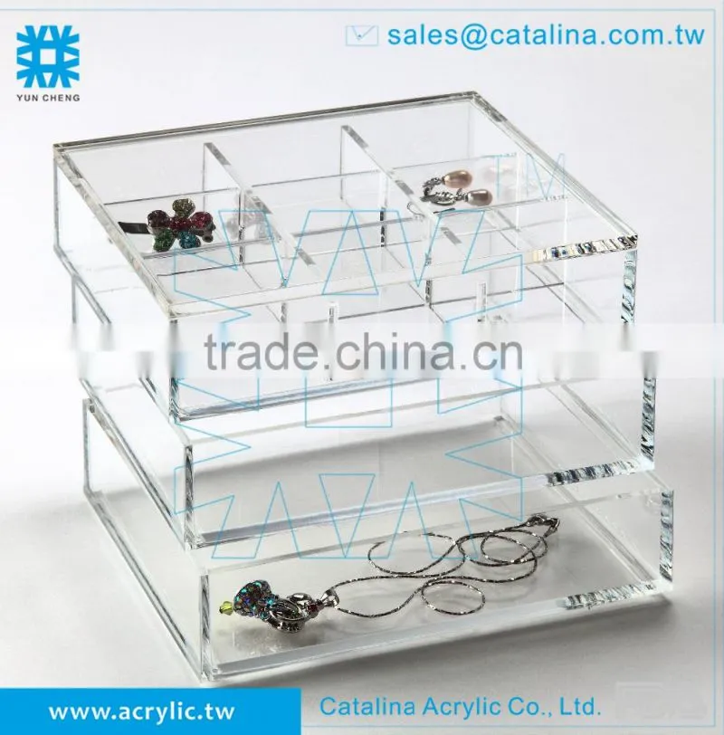 ACRYLIC ORGANIZING BOX