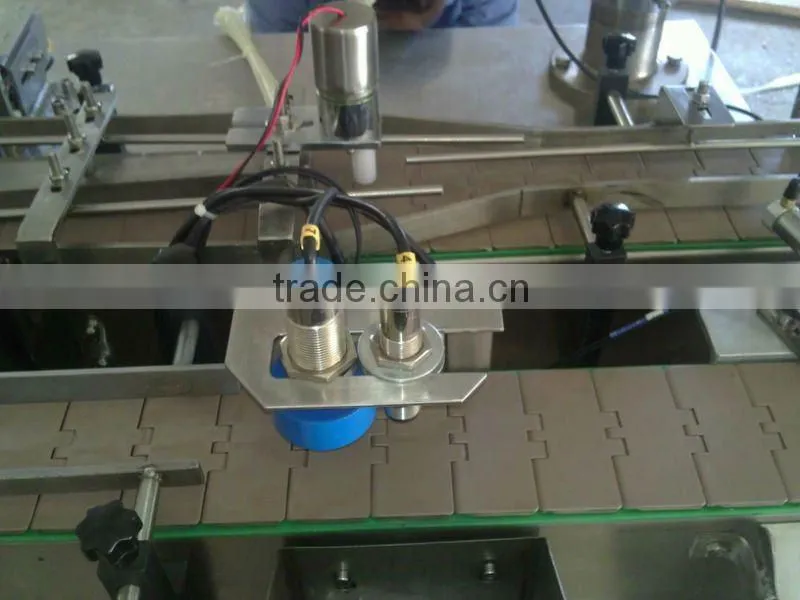 cap liner machine