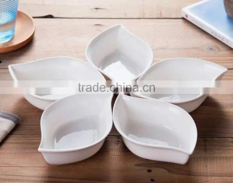 royal porcelain dinner plate ,white wavy dinner plate, flat white porcelain cake plate