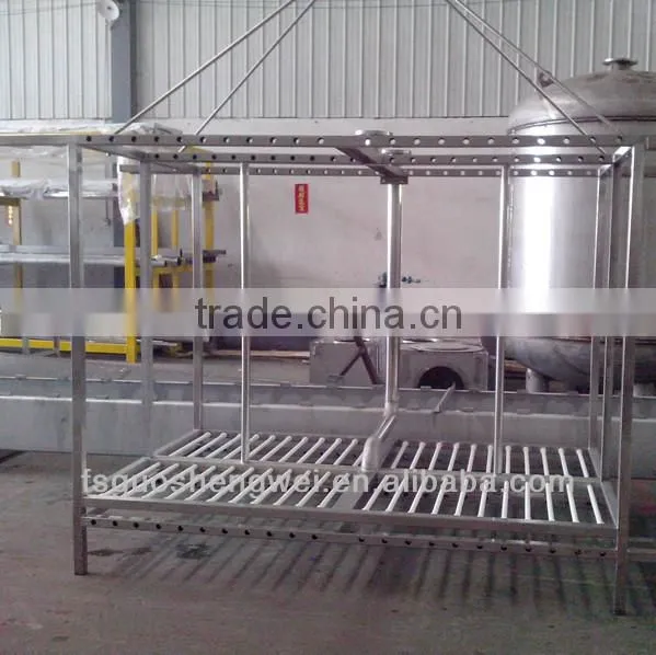 Cooling spray shelf
