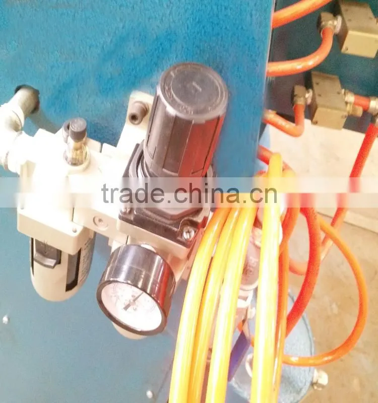 Microseism Jolt Squeeze Clay Sand Molding Machine