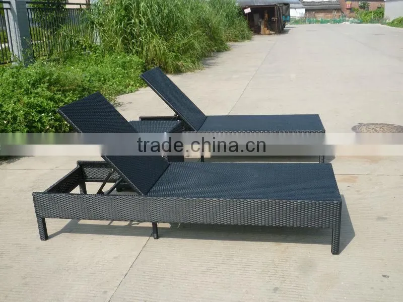 Modern Leisure Outdoor Furniture Rattan Sun Lounger