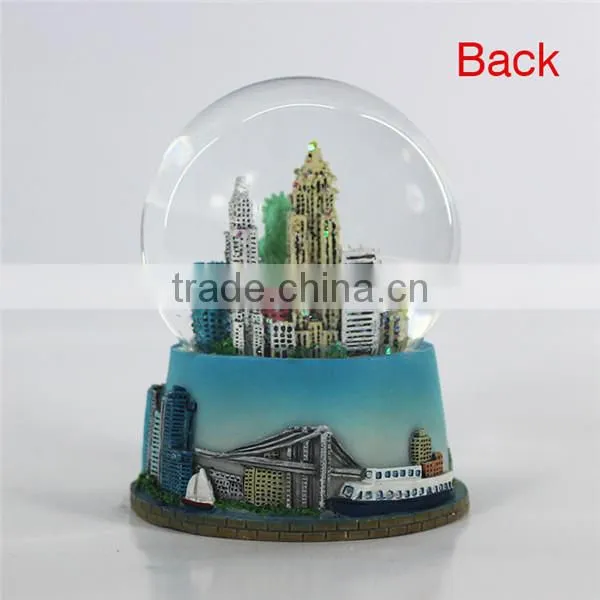 Resin Statue of liberty snow globe souvenir