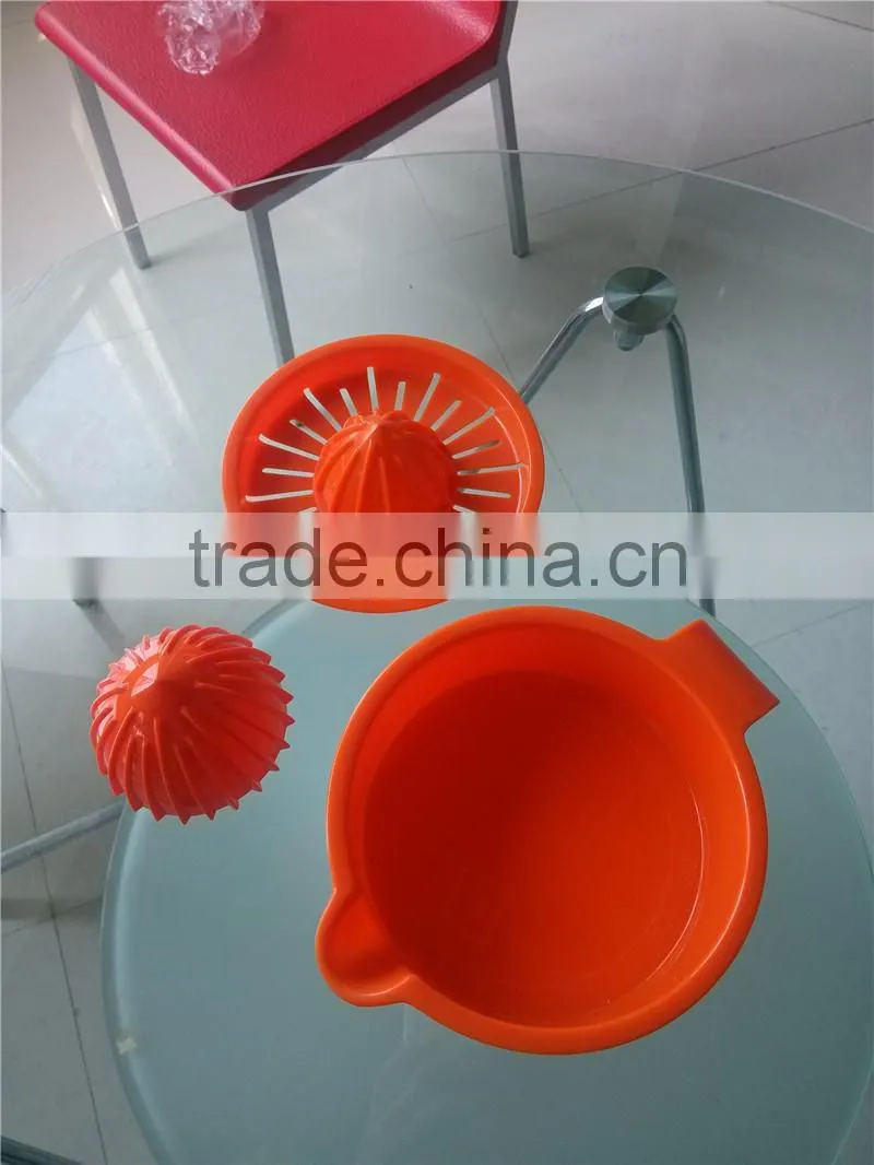 Plastic Manual Juicer