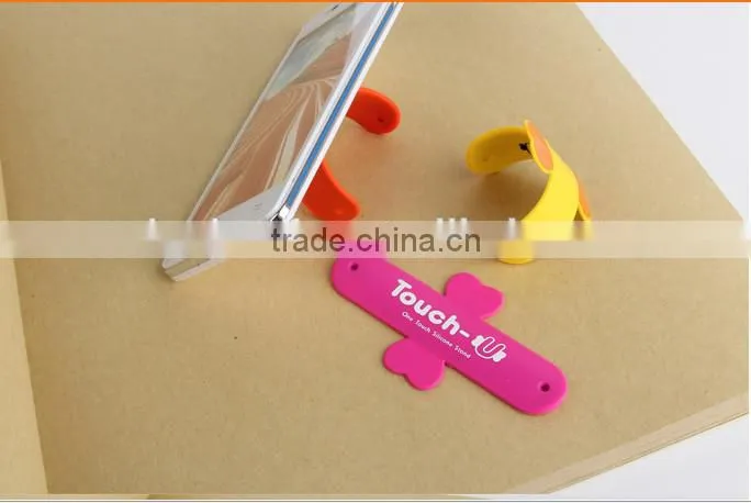 2014 promotional one touch silicone slap smartphone Holder