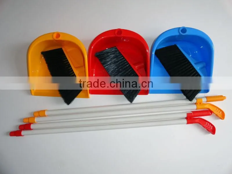 PVC Long Handled Plastic Folding Dustpan and Broom Set