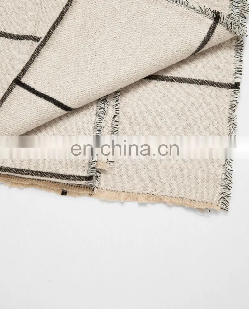 2017 Winter And New White Gray Double Jacquard Jacquard Scarf