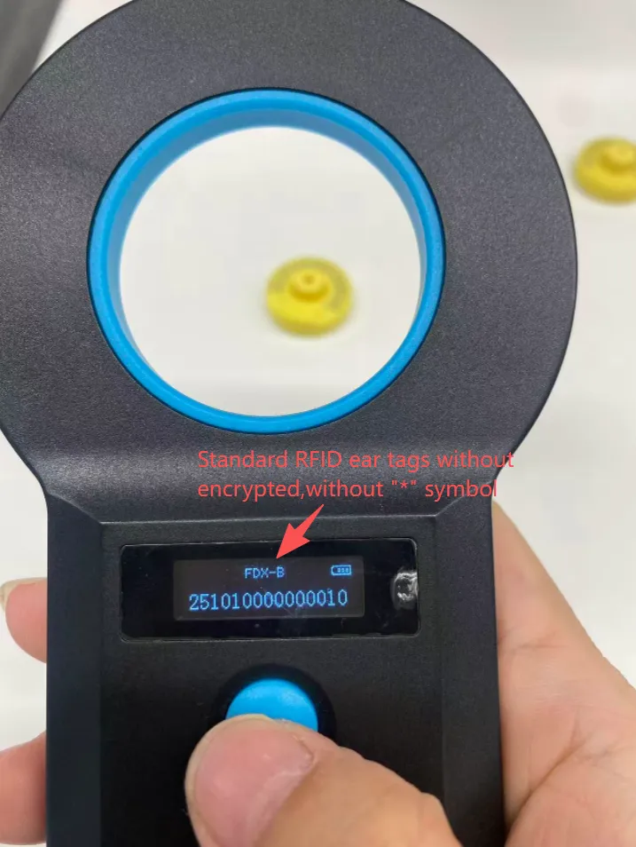 Encrypted RFID Ear Tag from Suan Intelligent 2.png