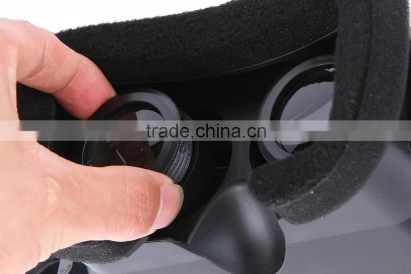 Hot selling smartphone accessories 3d helmet