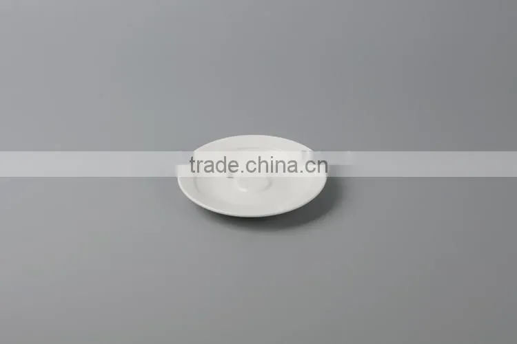 delicate white porcelain tea cup sets with handle