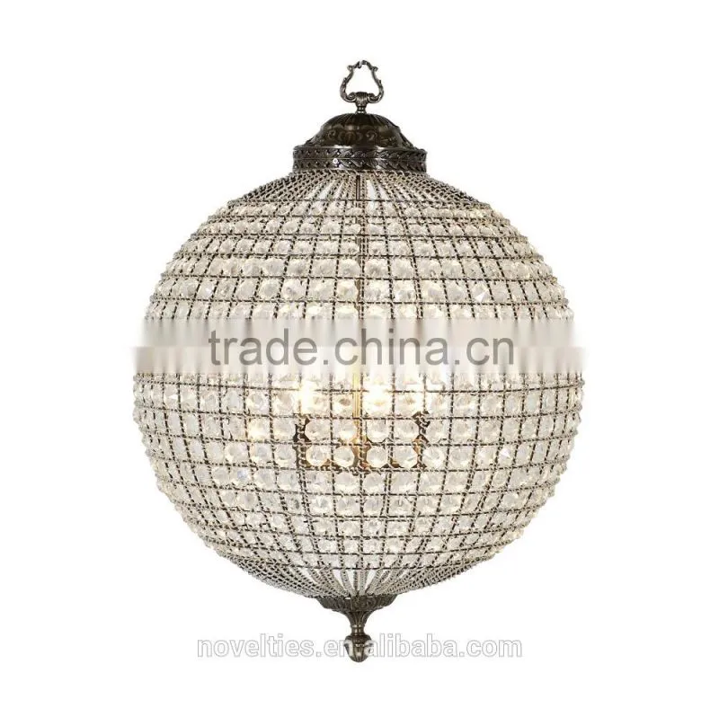 Replicating the Sparkling Lanterns of 19th-century Morocco Chandelier Strung with Hundreds of Multi-Faceted Crystals