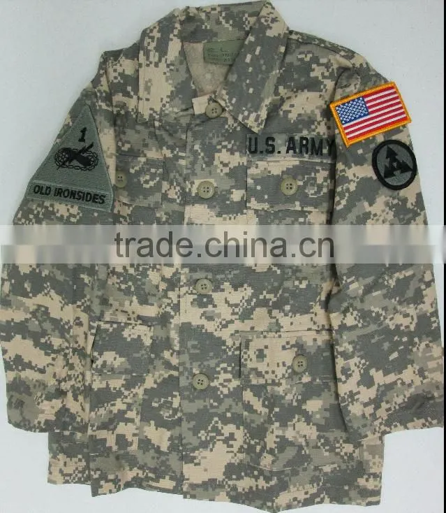 functional military uniform for men