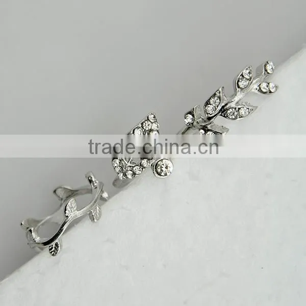 Fine sterling silver fine crystal ring