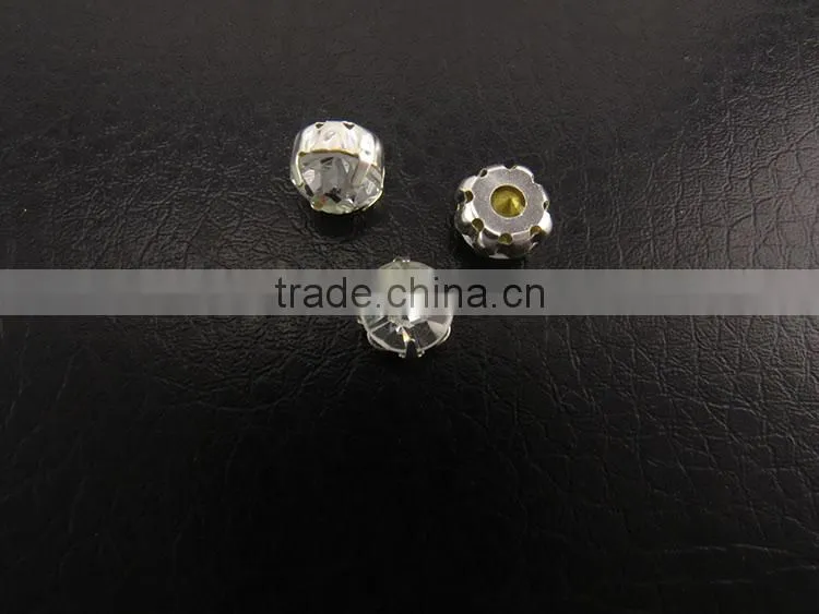 China A Grade Crystal Rhinestone in Settings for Wedding Dress