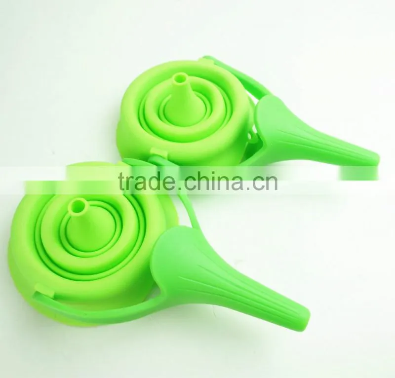 16126 silicone folding funnel with pp handle