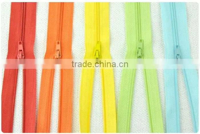High Quality 3# 5# Close End Plastic Zipper For Bags