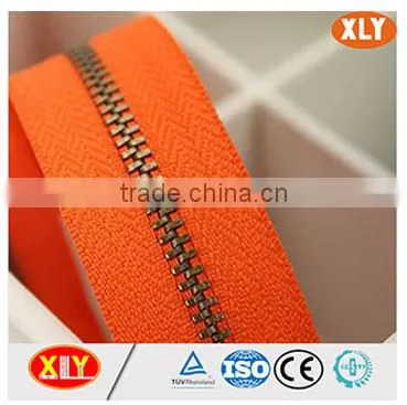 zipper manufacturer 5# nylon waterproof zipper for bag