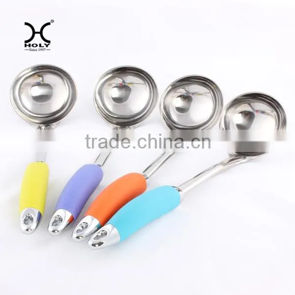 Top quality large ladle with blue handle