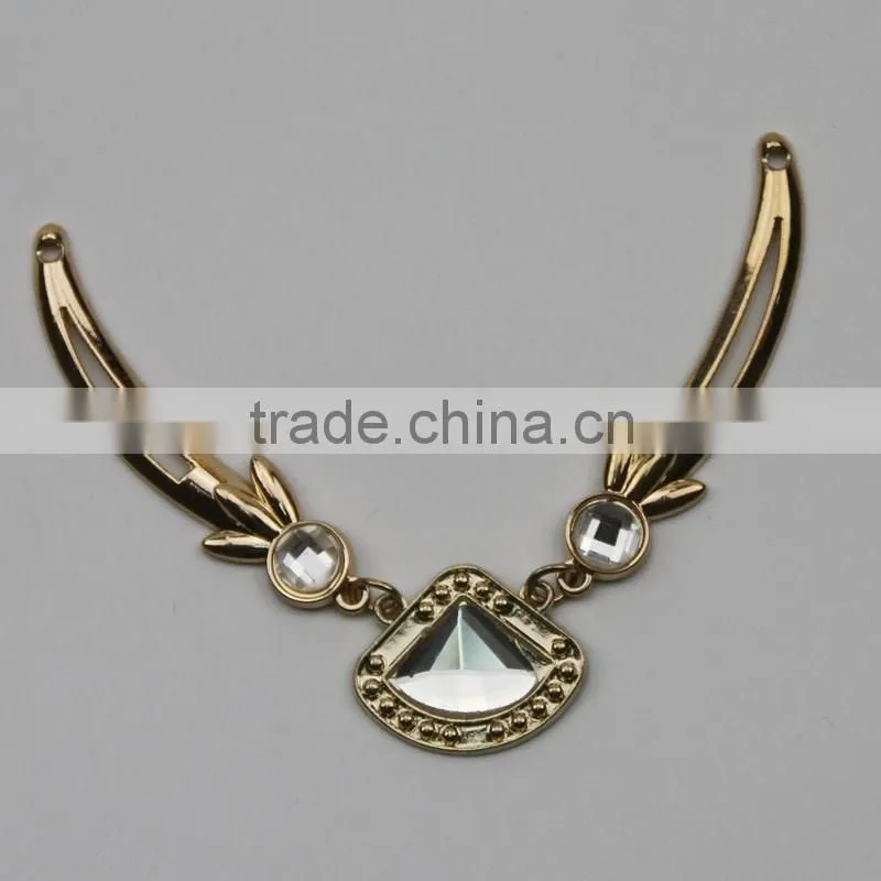 Decorative chain &metal connector neckline for garment