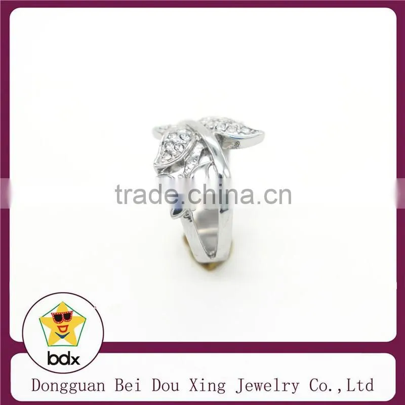 2015 shiny and sparkling heart sharp rhinestone stainless steel rings