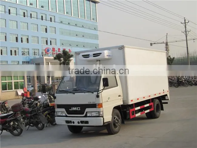 JMC 4*2 4m length refrigerated truck for supplying fresh vegetable