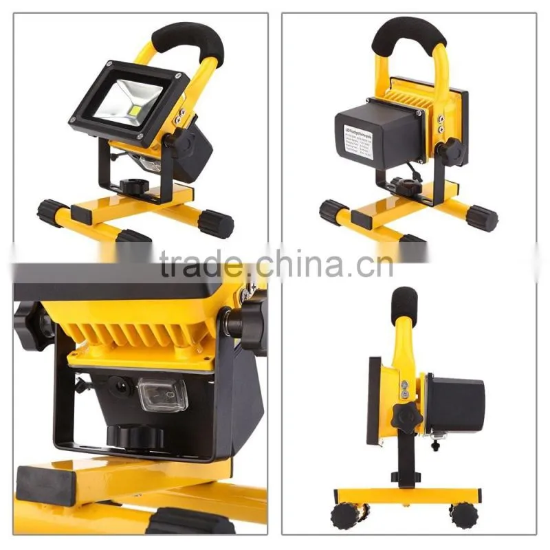 10W Rechargeable portable outdoor led flood light with car charging indicator