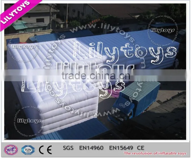 Beautiful white inflatable camping tent/giant inflatable house