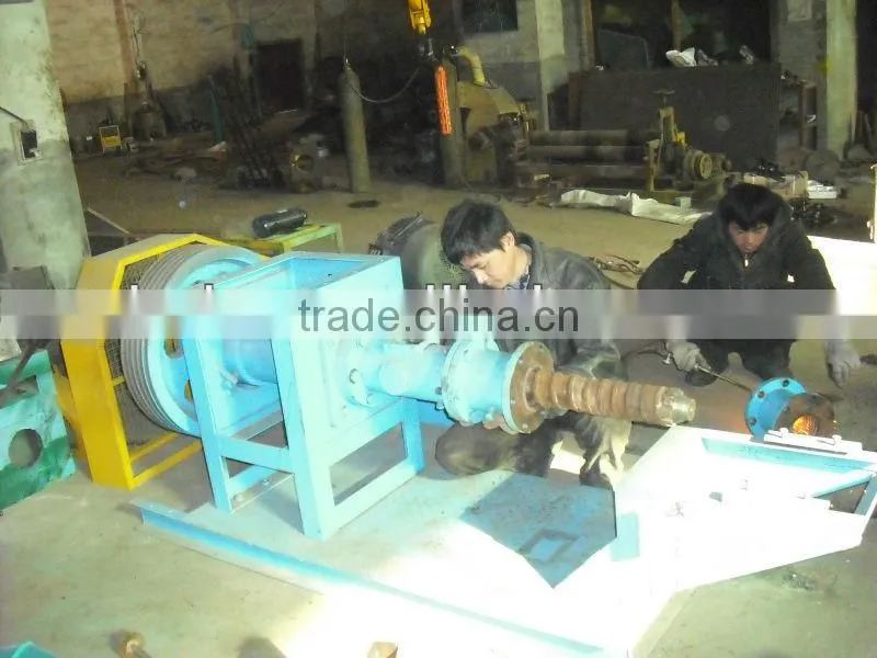 Fish feed expander machine