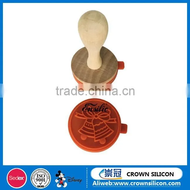 Best Price Christmas Silicone Cookie Biscuit Stamps With Wood Handle