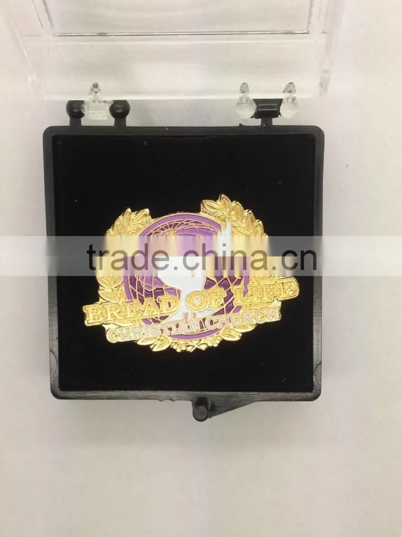 custom logo soft enamel lapel pins/custom logo badges