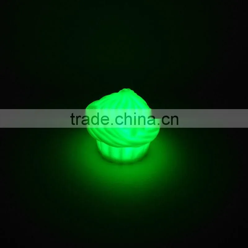 Colour Changing Led Light Toys Plastic Vinyl Icecream Shaped Toys