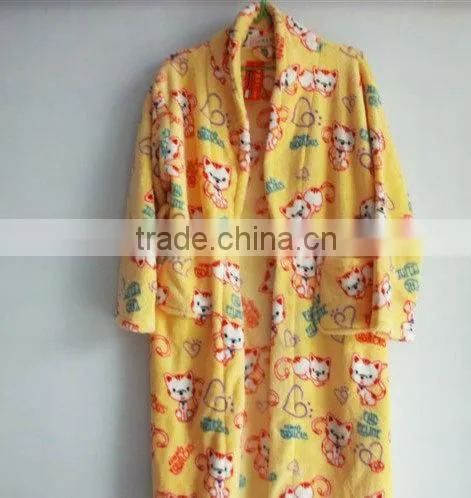 Factory cheap cute printed coral fleece bathrobe wholesale