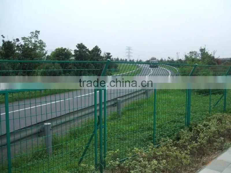 razor barbed wire /razor wire CBT-65/razor wire fence/concertina razor fence factory