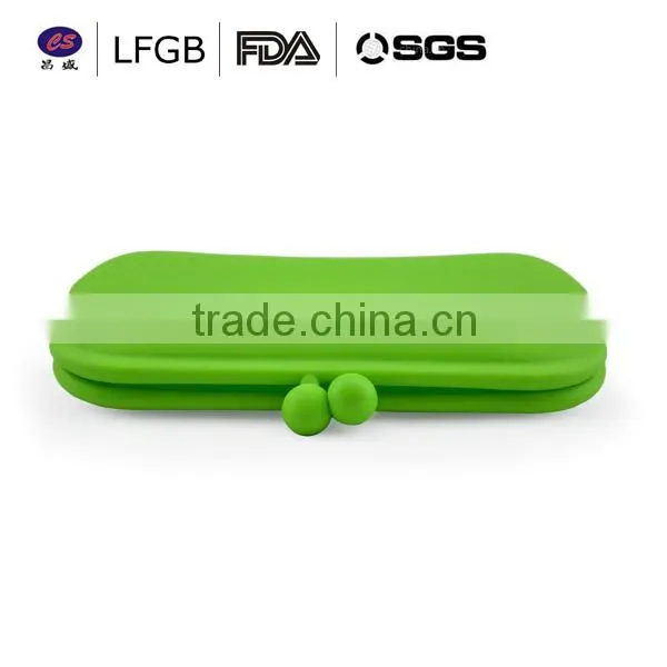 Dongguan factory Wholesale China goods silicone purse / key holder wallet small card holder wallet
