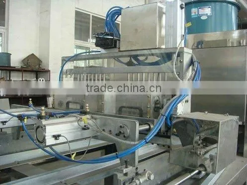 ball lollipop stick inserting machine