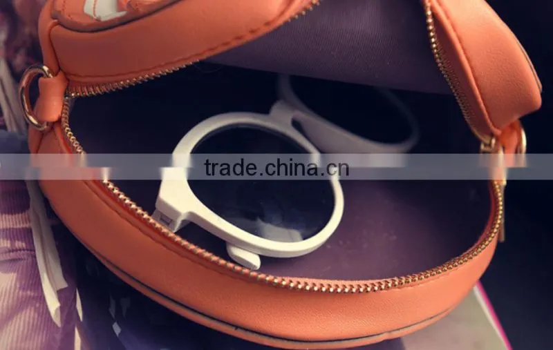 2016 hot selling coin purse fruit shape coin purse girl cute wallet with chain