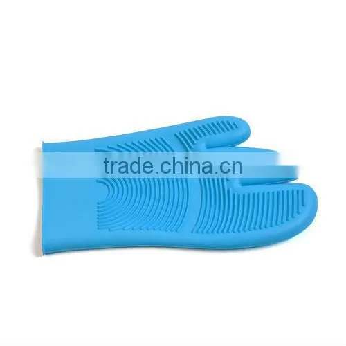 BIG SALE !!! 2013 the newest design silicone gloves with three fingers