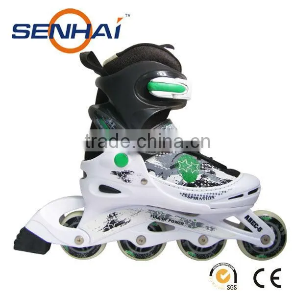 2015 4 PU Wheels Popular Inline Skate Professional Sport Shoes Flashing Roller for Entertainment Roller Skates Shoes