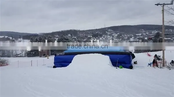 Blue and black color inflatable air bag/ inflatable stunt jump bag with high quality