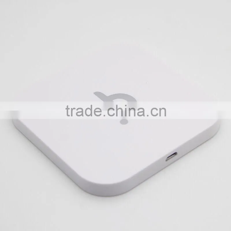 QI new universal wireless charger transmitter mobile phone wireless charger